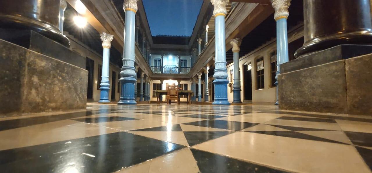 Chettinadu Mansion - An Authentic Heritage Palace Kānādukāttān Esterno foto