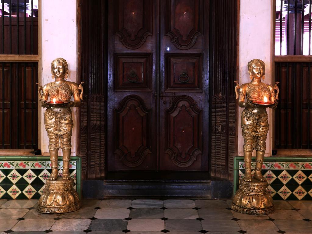 Chettinadu Mansion - An Authentic Heritage Palace Kānādukāttān Esterno foto