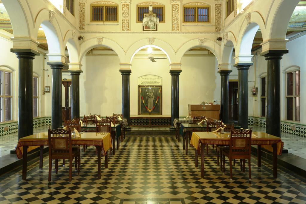 Chettinadu Mansion - An Authentic Heritage Palace Kānādukāttān Esterno foto